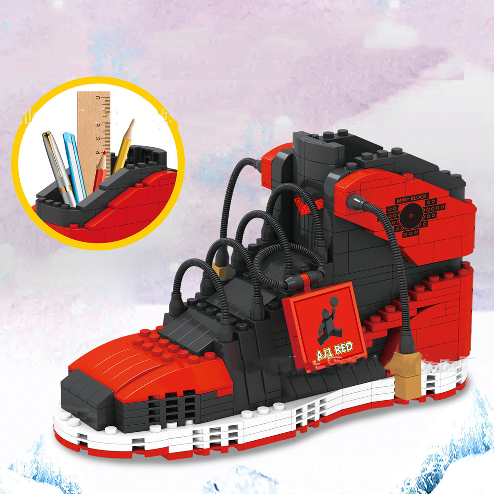 Sneaker Care Shoe Box - กีฬารองเท้าบาสเก็ตบอล Building Blocks รองเท้าผ้าใบรุ่นปากกา DIY มินิอิฐกล่องดินสอของเล่นเด็กเครื่องเขียน
